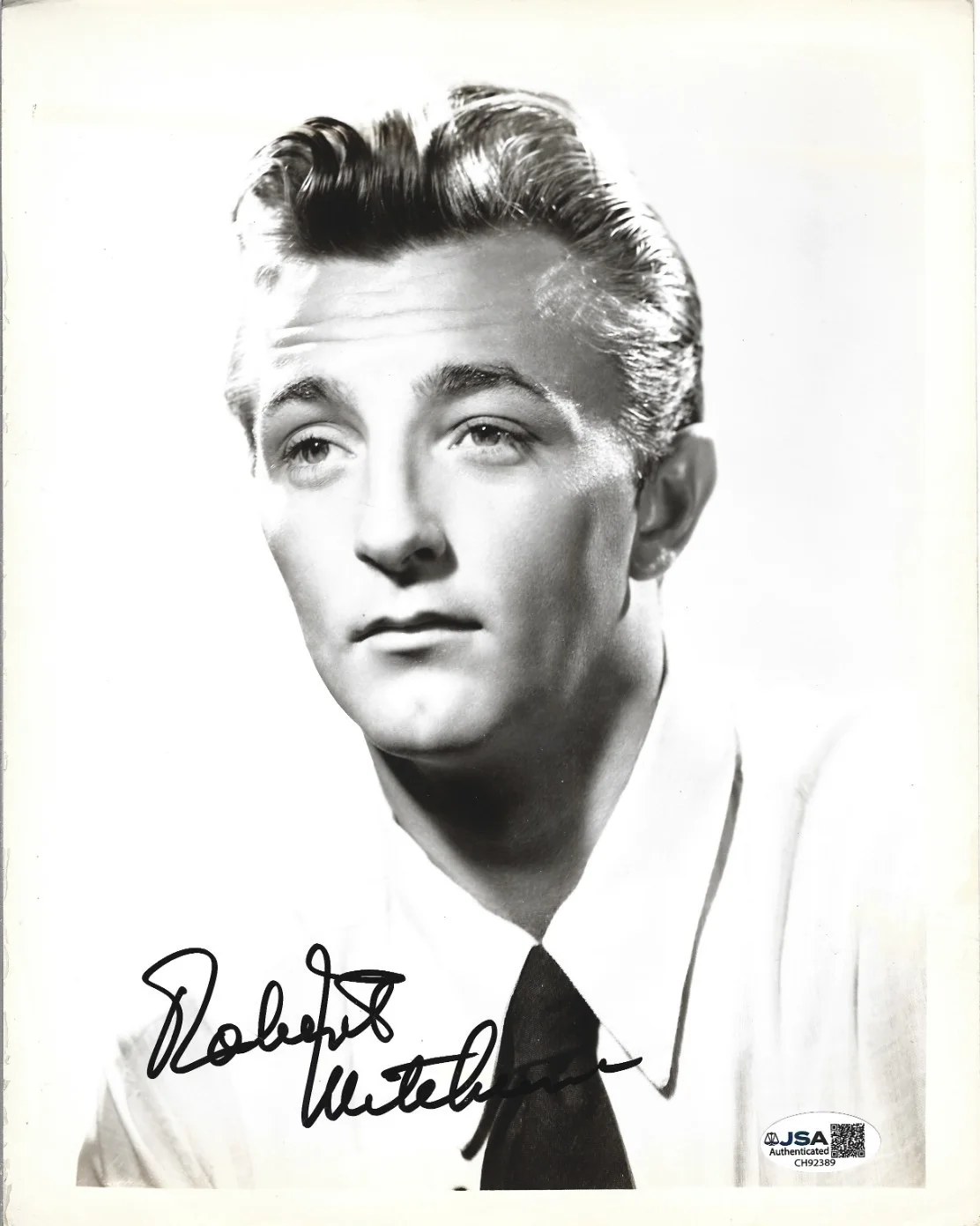 Robert Mitchum — Robert Mitchum REAL hand SIGNED Promo Photo JSA COA Autographed Cape Fear