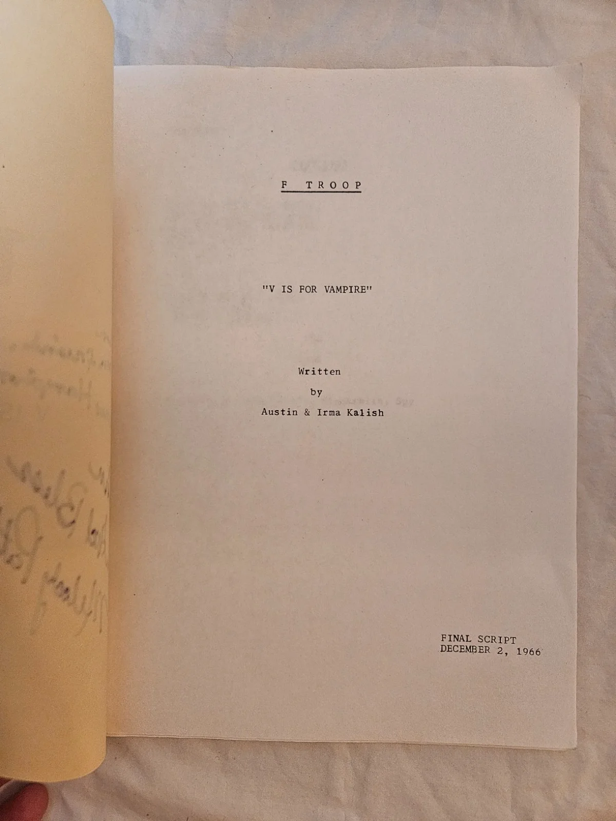Vintage F-Troop Final Script 1966 4x signed Patterson, Hampton, Brooks, Storch, image 2