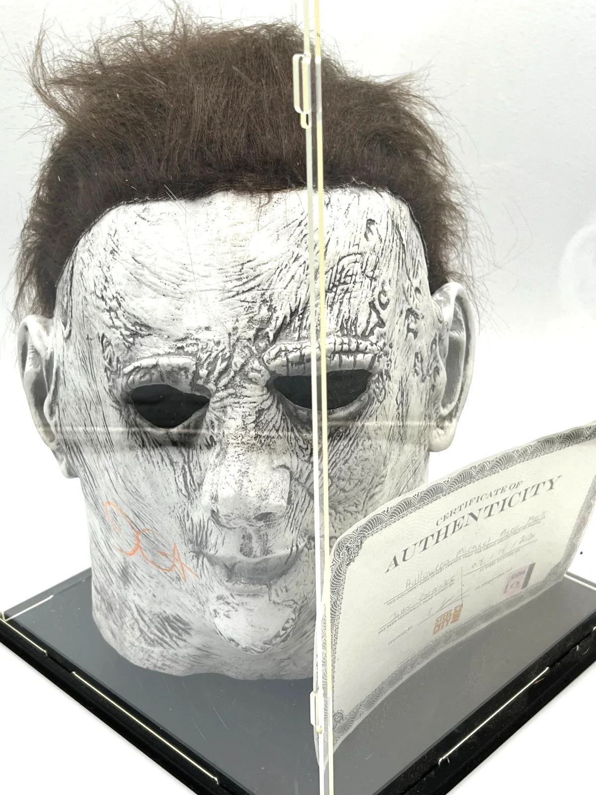 John Carpenter — Halloween Michael Myers Mask Signed by John Carpenter w/ Authentic COA, image 2
