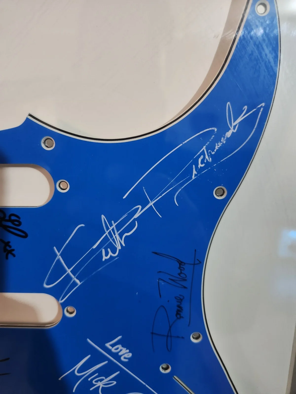 Rolling Stones Multi-Signed Guitar Pickguard Display – ACS Certified – Framed Me, image 5