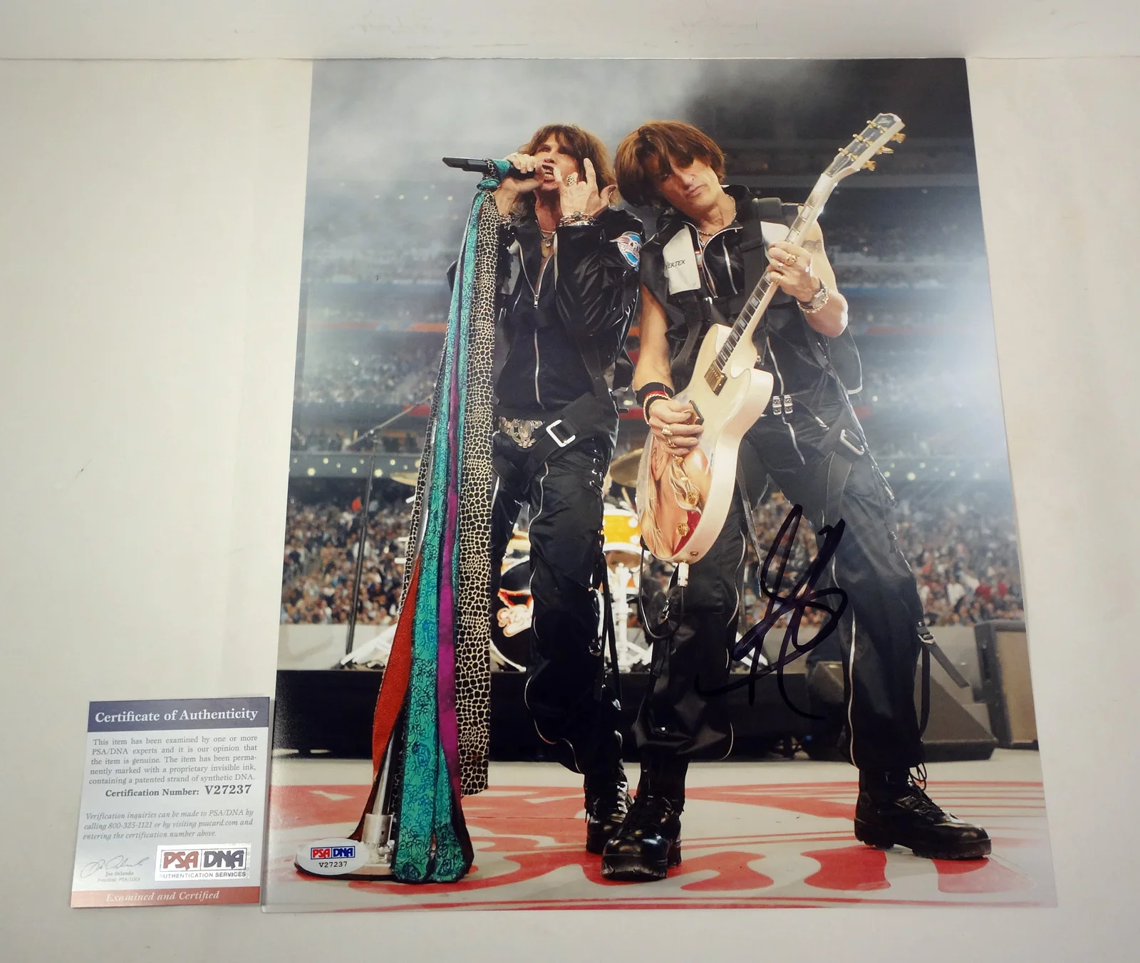 Steven Tyler — Steven Tyler Aerosmith Signed Autograph 11x14 Photo PSA/DNA COA #3