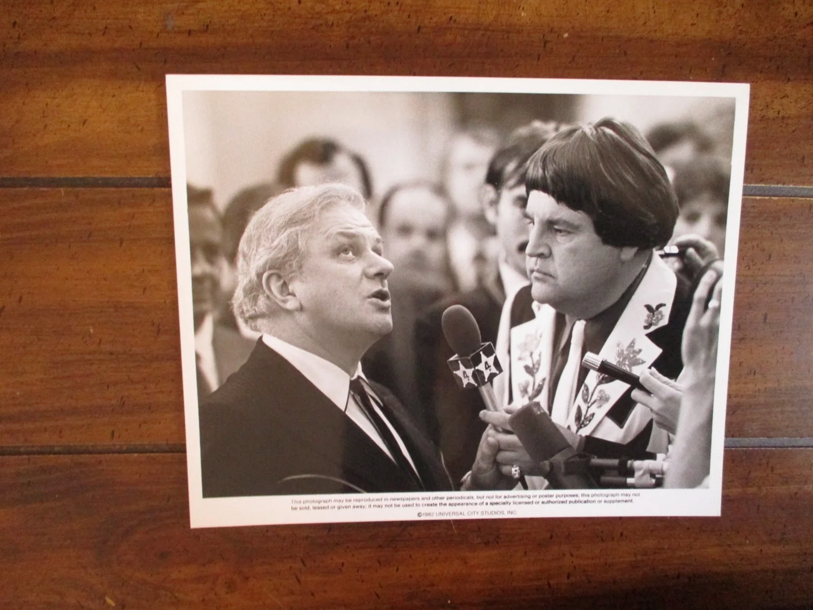 Dom De Luise/Charles Durning(THE BEST LITTLE WHOREHOUSE IN TEXAS)1982 10x8 Photo, изображение 2