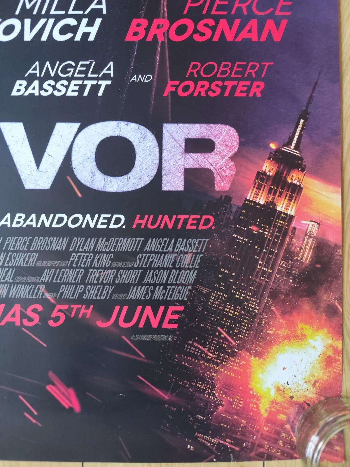 SURVIVOR (2015) – One Sheet – Action Thriller – Pierce Brosnan & Milla Jovovich, image 4