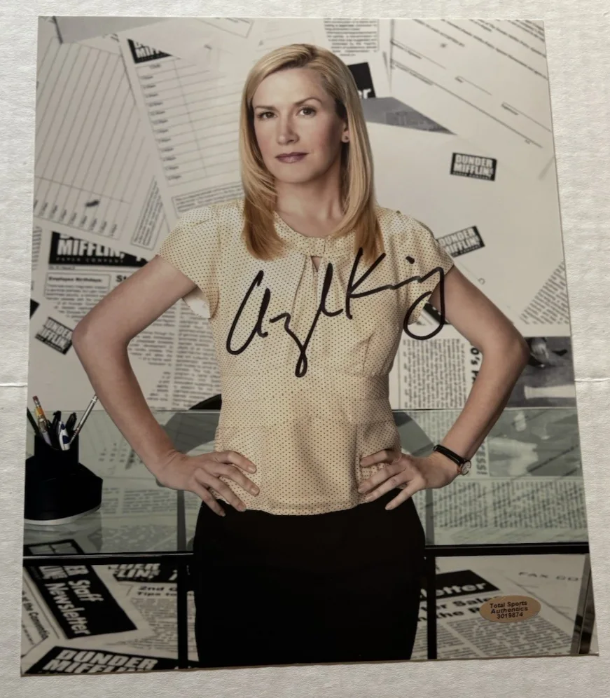 Angela Kinsey — Angela Kinsey Signed AUTOGRAPHED 8x10 Photo COA 3019874 AUTO