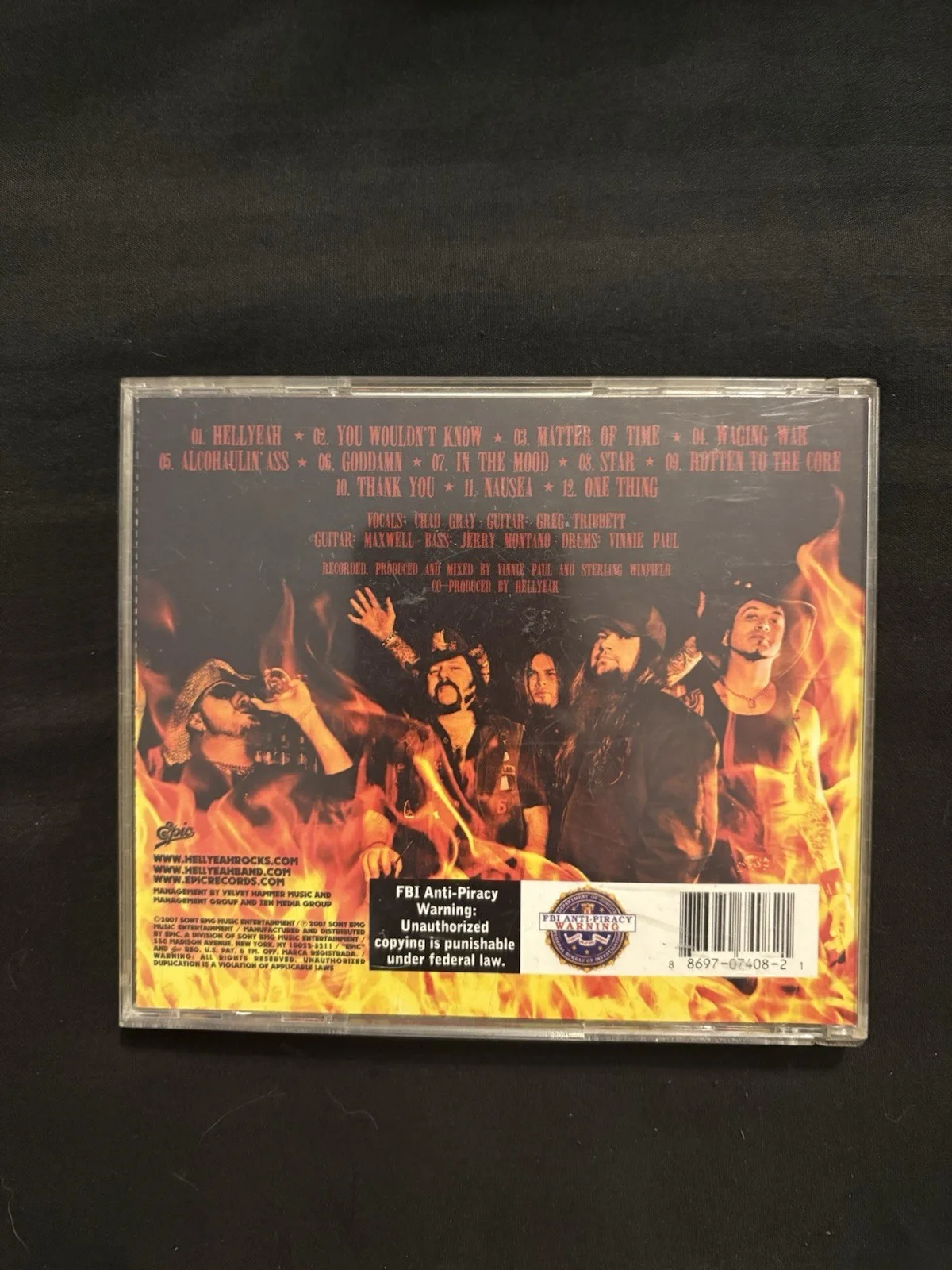Hellyeah (self-titled, 2007) Full band Autographs + Vinnie Paul Autograph on CD, image 3