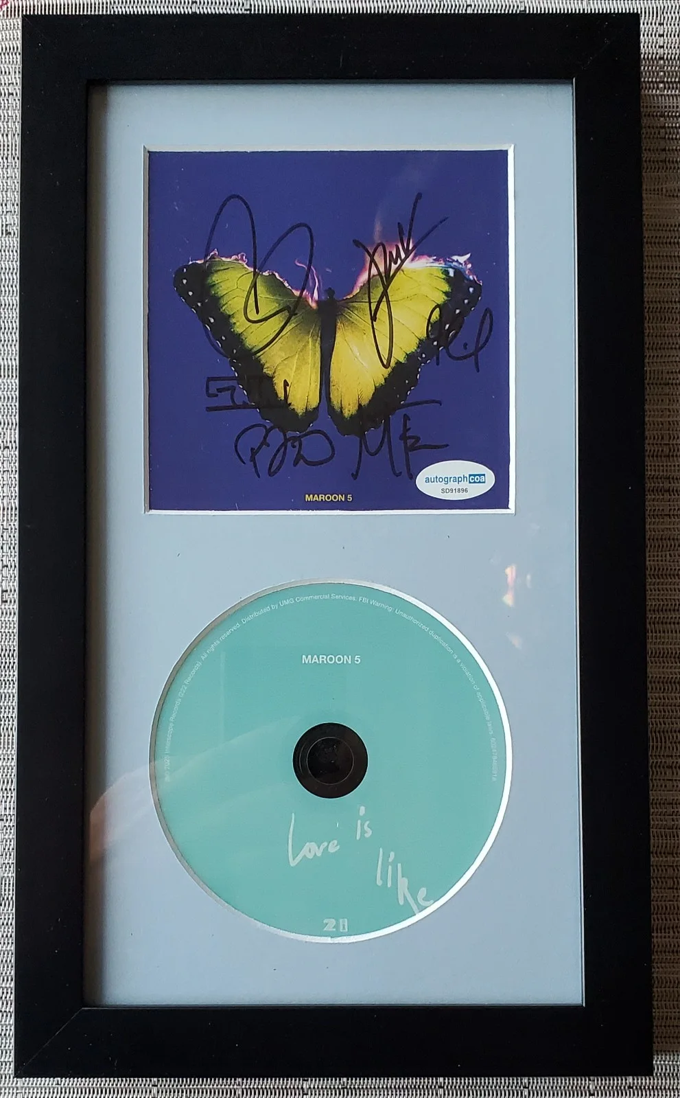 WOW!!! Maroon 5 Multi Signed Autographed Framed Love is Like CD Adam Levine ACOA, image 3