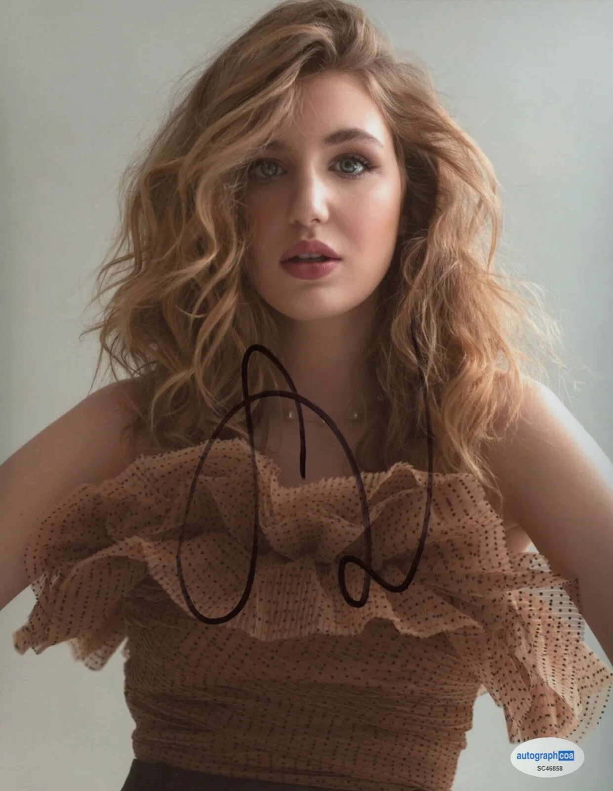 Sophie Nelisse — Sophie Nelisse signed 8x10 Photo HEATED RIVALRY d Yellowjackets PROOF Sexy ACOA, изображение 4