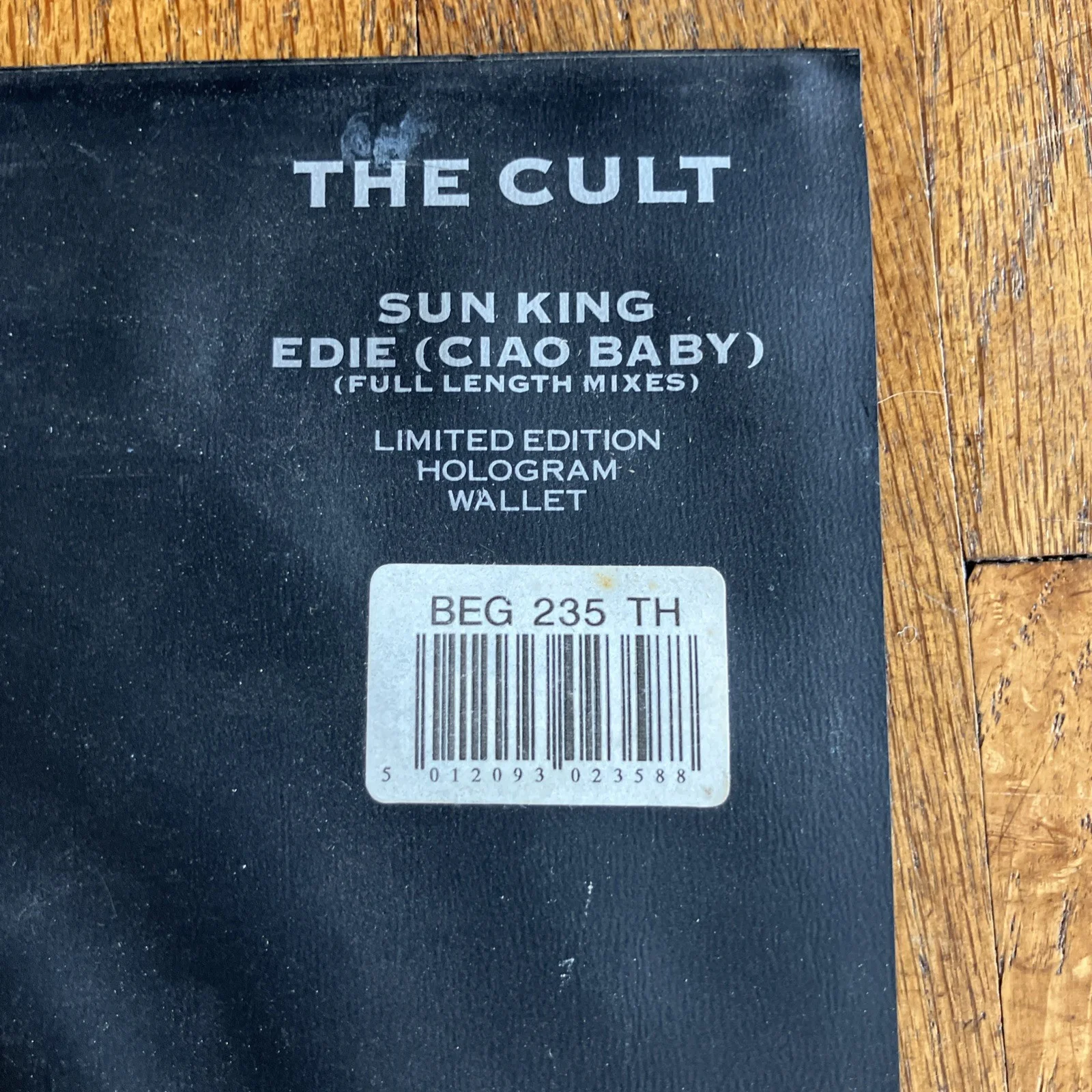 THE CULT SUN KING RARE 3-TRACK UK 12 IN IN LIMITED EDITION HOLOGRAM WALLET, изображение 2