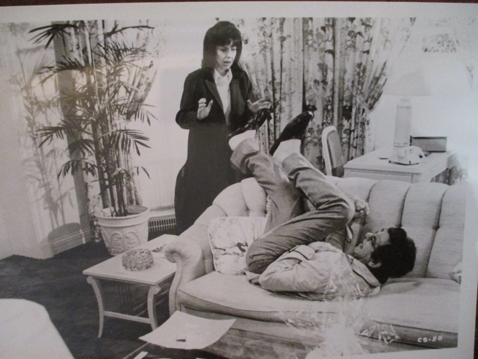 Elaine May/Walter Matthau(CALIFORNIA SUITE)1992 10 x 8 Glossy B & W Press Photo, изображение 2