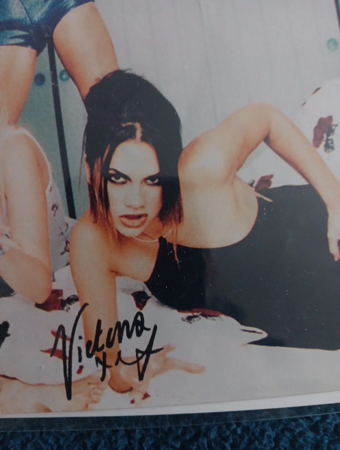 Spice Girls signed 8x10 inch photo autographs No COA, изображение 2