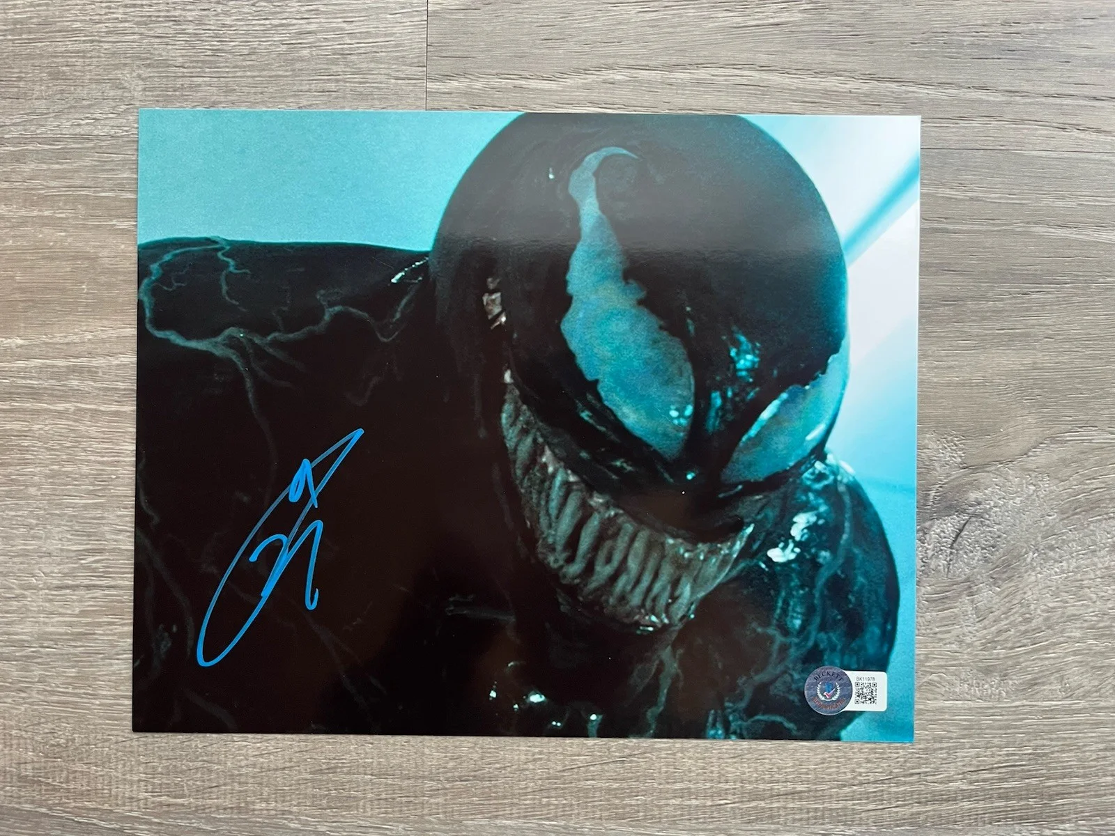 Tom Hardy — Tom Hardy Signed Venom 8x10 Photo Beckett COA Marvel Eddie Brock, изображение 2