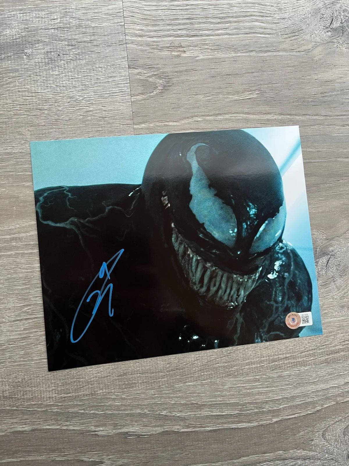 Tom Hardy — Tom Hardy Signed Venom 8x10 Photo Beckett COA Marvel Eddie Brock, изображение 3