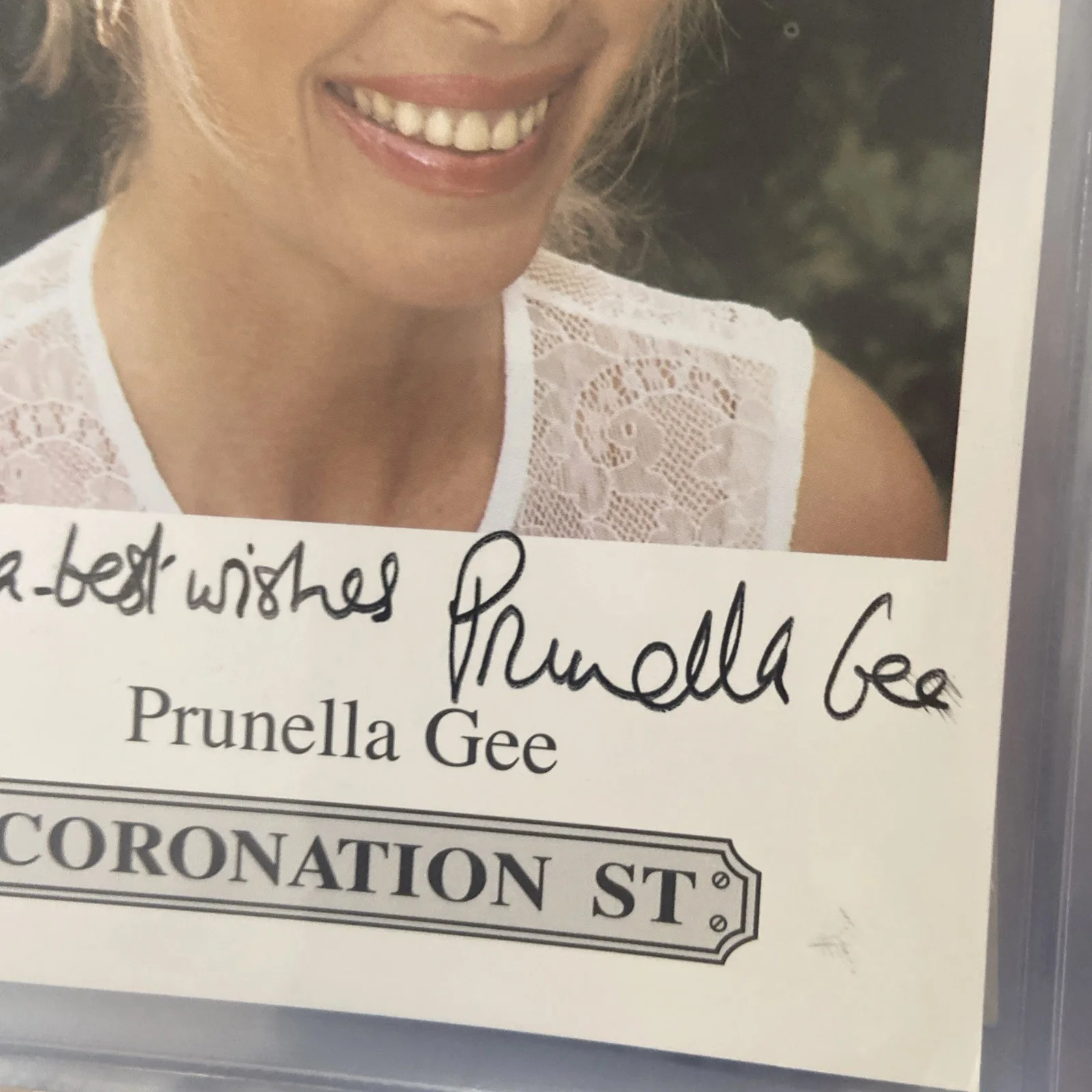 PRUNELLA GEE-ORIGINAL AUTOGRAPHED PHOTO 4x6. coronation st, image 2