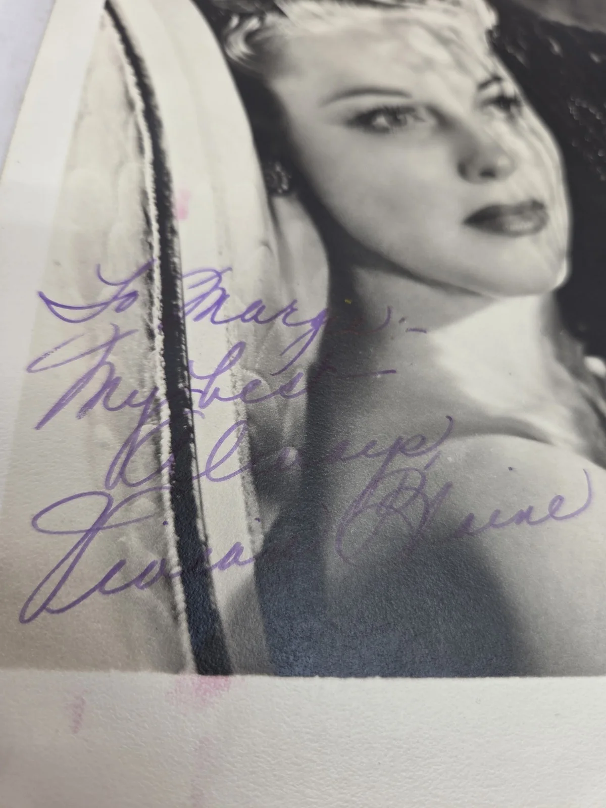 Vivian Blaine — Vivian Blaine - Signed Celebrity Autograph - Actress and Singer, Guys and Dolls, изображение 2