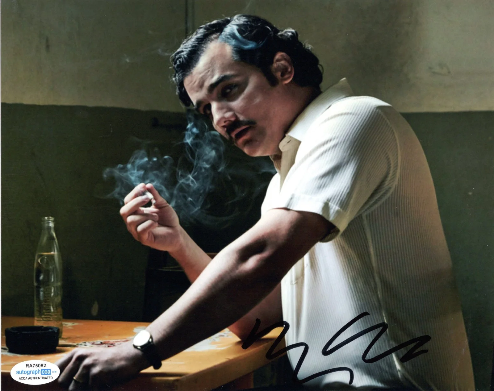 Wagner Moura — Wagner Moura Signed Autographed NARCOS Pablo Excobar 8x10 Photo PROOF ACOA E, изображение 2