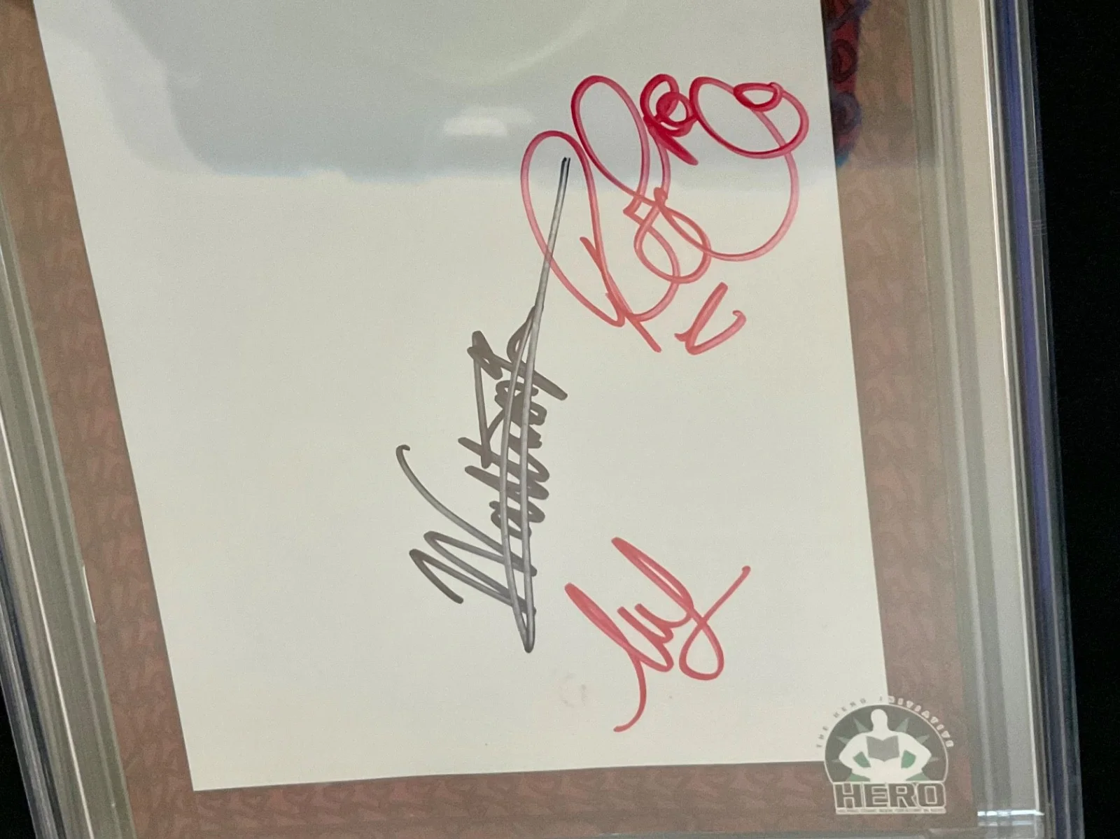 MATILDA LUTZ, ROBERT SHEEHAN, WALLIS DAY — CAST SIGNED Red Sonja MATILDA LUTZ Robert Sheehan WALLIS DAY 9.8 CGC movie 2025, image 2