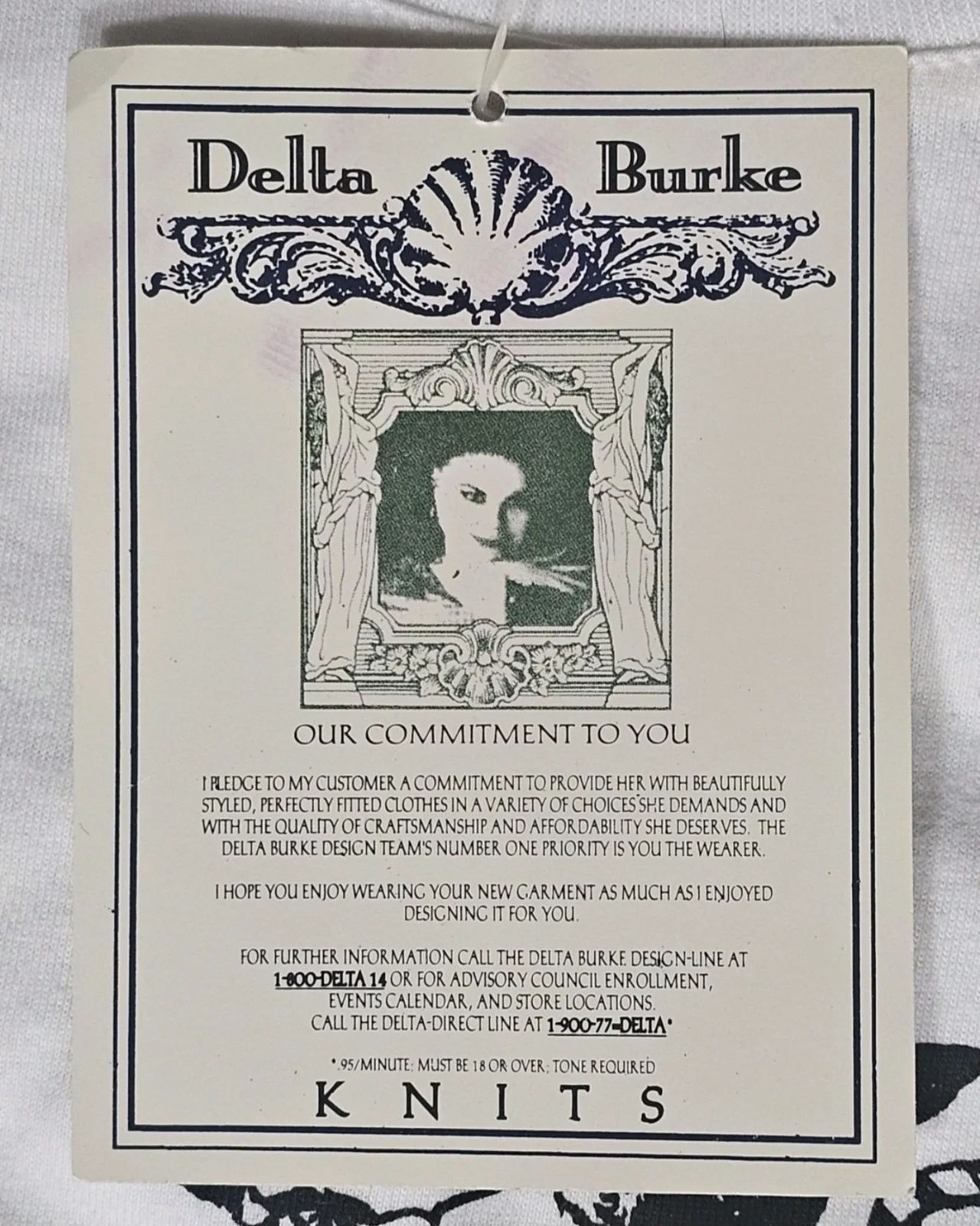 Delta Burke — Very Rare 1990s Delta Burke Signed White T-Shirt Size 1x ~BNWT~ Designing Women, image 4