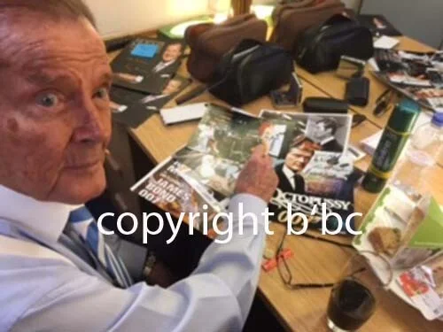 ROGER MOORE & JULIUS HARRIS (+) 007 JAMES BOND RARE DOUBLE SIGNED AUTOGRAPH LALD, изображение 4