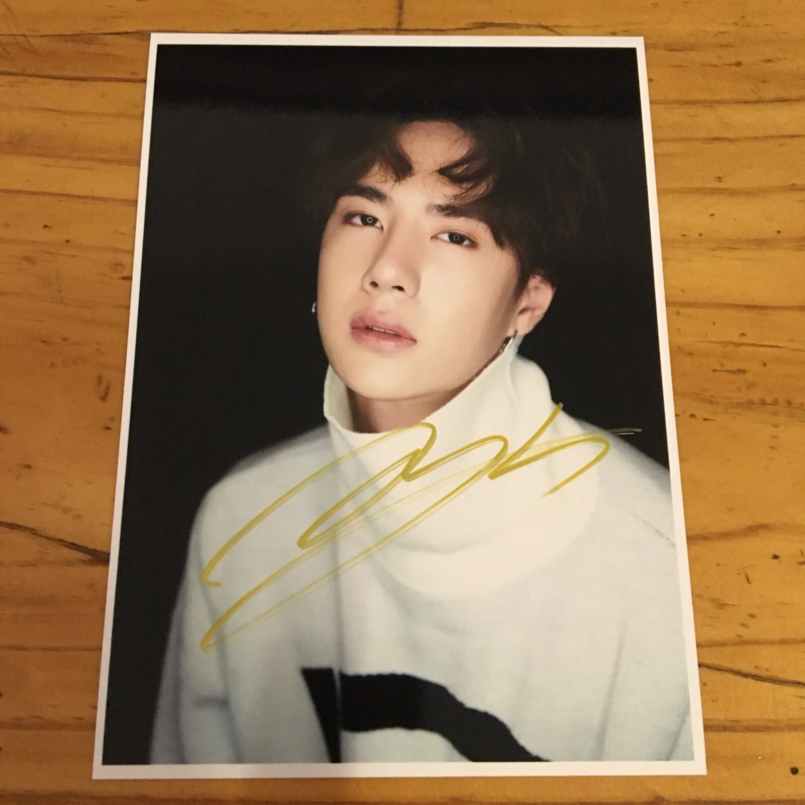 WANG YIBO YI BO PHOTO CARD PICTURE SIGNED AUTOGRAPHED COLLECTION 5*7 2020A, image 3