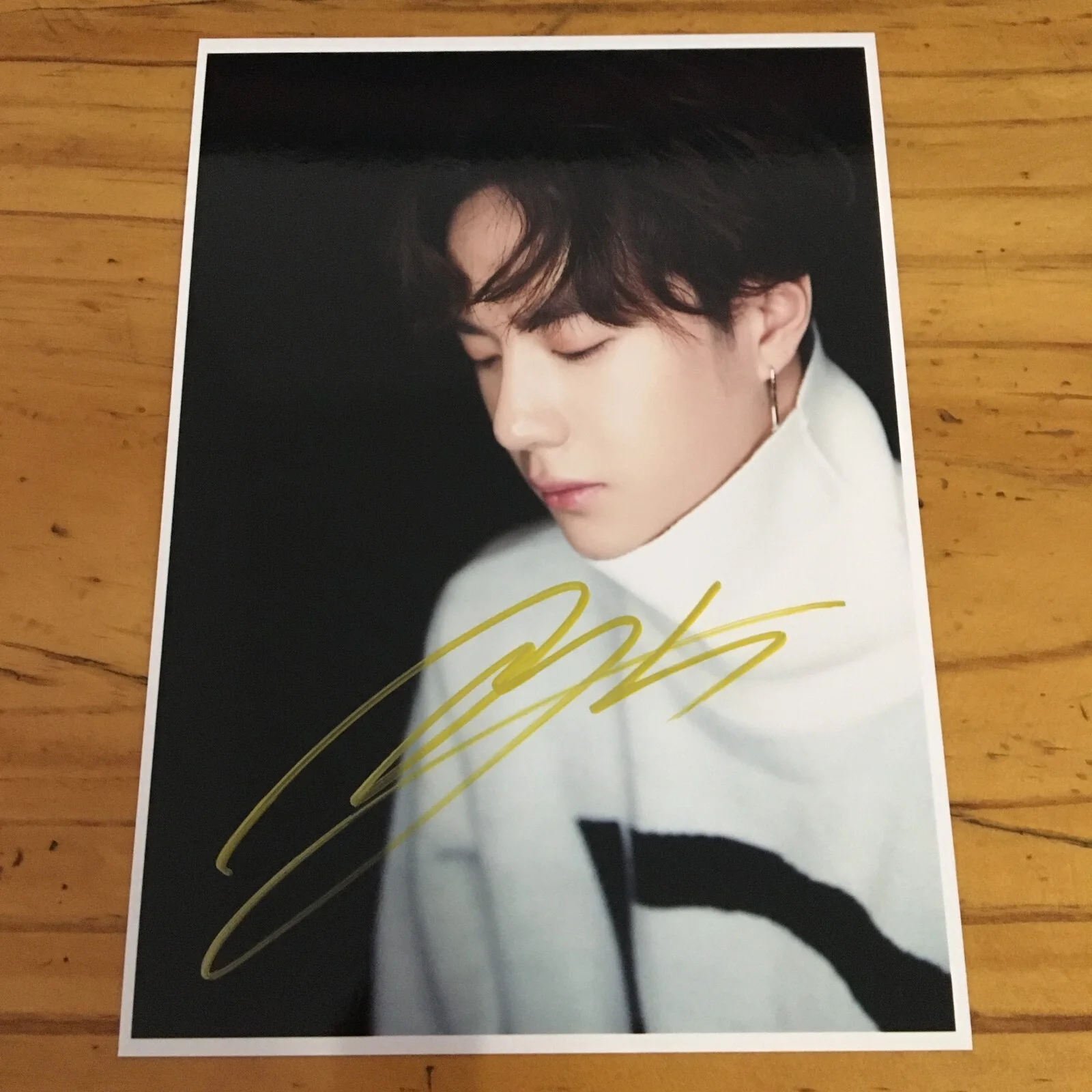 WANG YIBO YI BO PHOTO CARD PICTURE SIGNED AUTOGRAPHED COLLECTION 5*7 2020A, image 4