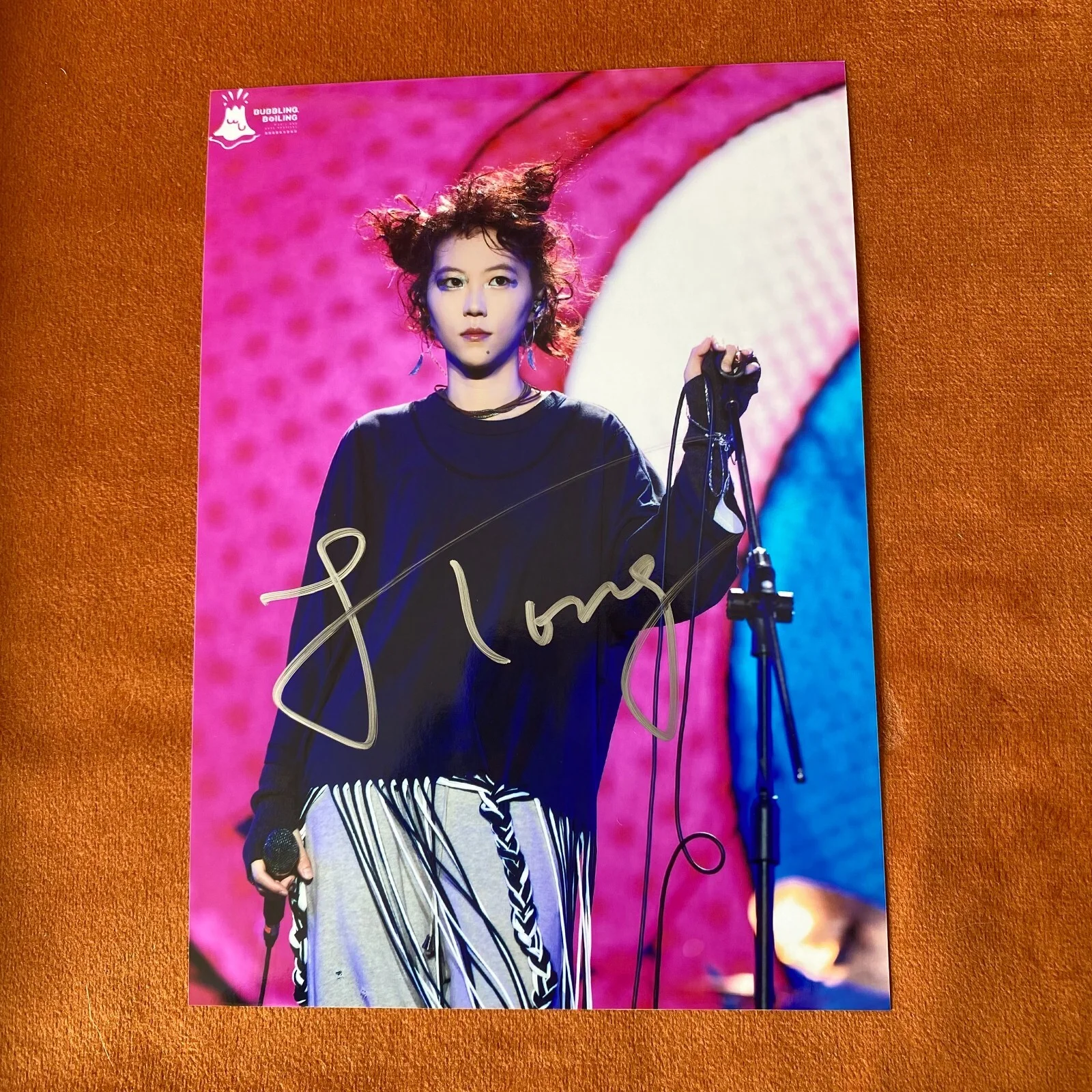 Leah Dou Autographed Signed Photo Picture Autographs Collection Star 5*7 2024B, image 3