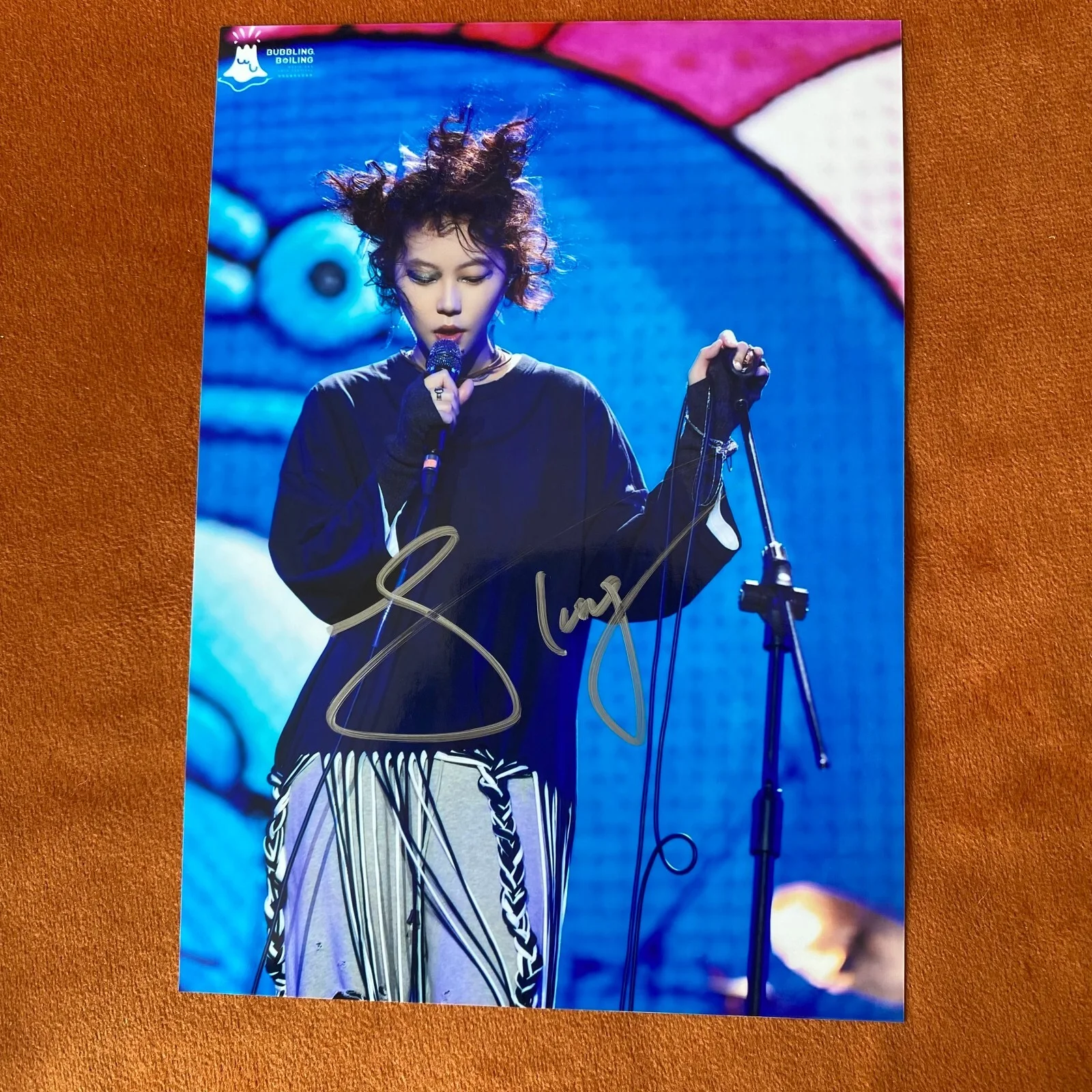Leah Dou Autographed Signed Photo Picture Autographs Collection Star 5*7 2024B, image 4