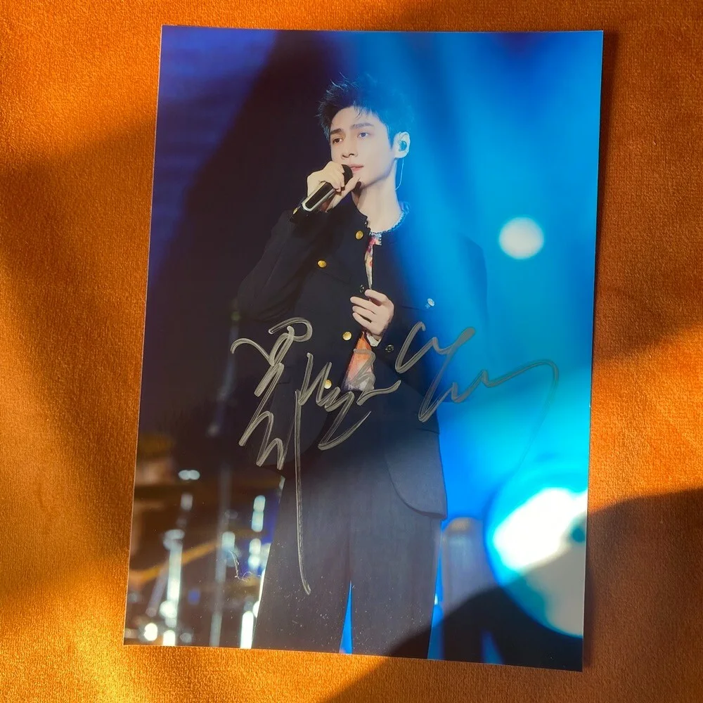 LUO YUNXI LEO Autographed Signed Photo 5*7 Collection 2024B, изображение 4