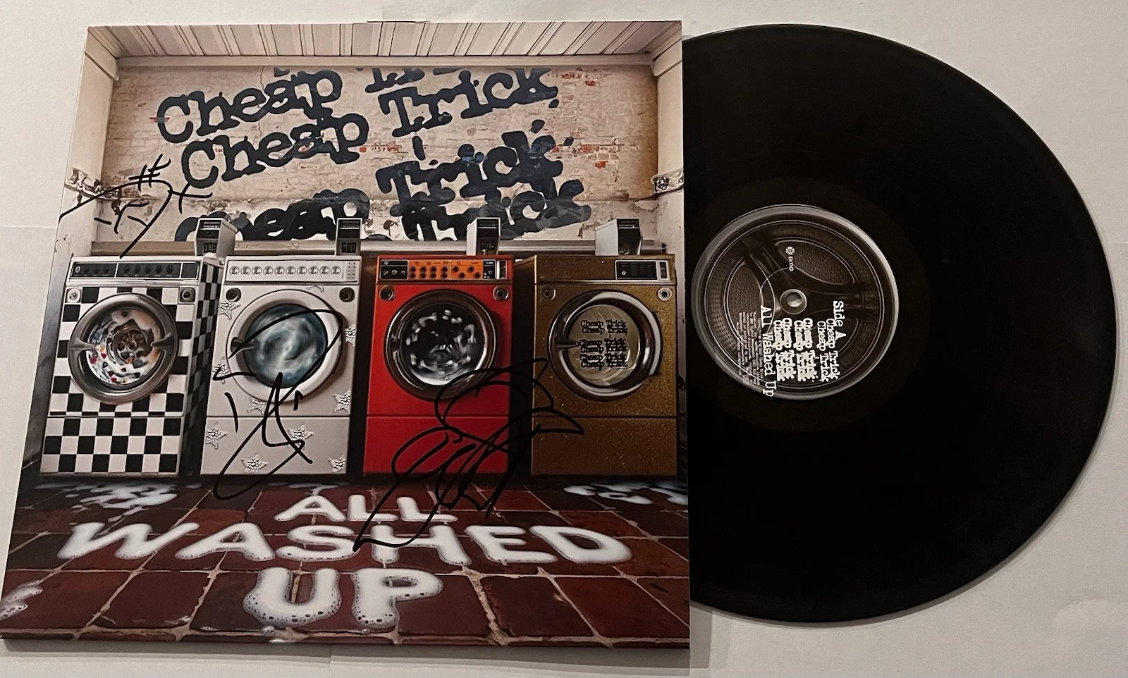 CHEAP TRICK SIGNED ALL WASHED UP LP VINYL RECORD ALBUM ROBIN RICK DAXX JSA COA, изображение 2