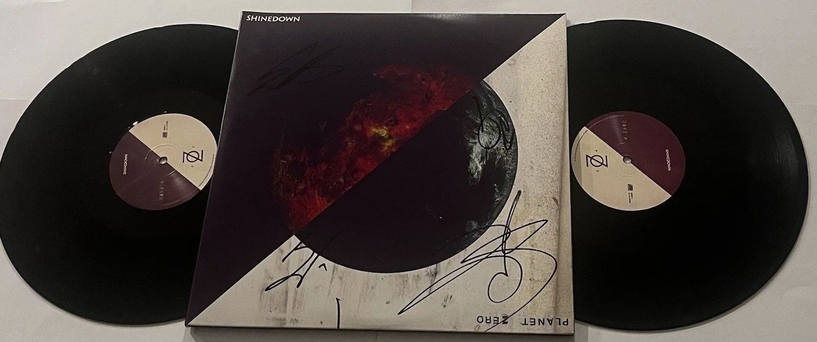 SHINEDOWN BAND SIGNED PLANET ZERO LP VINYL RECORD ALBUM BRENT SMITH +3 JSA COA, image 2