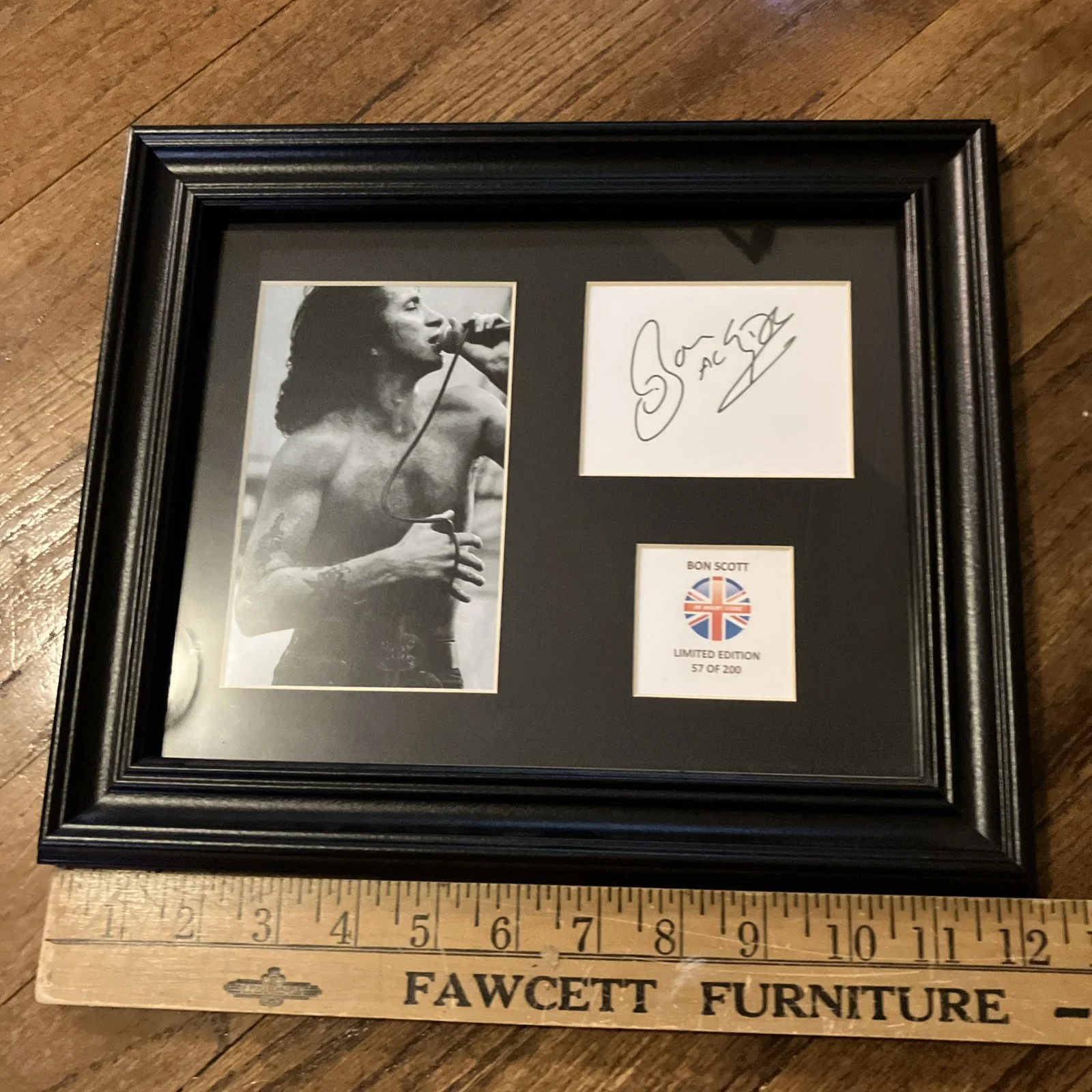 bon scott ac/dc signed autographed framed 57 of 200, image 5