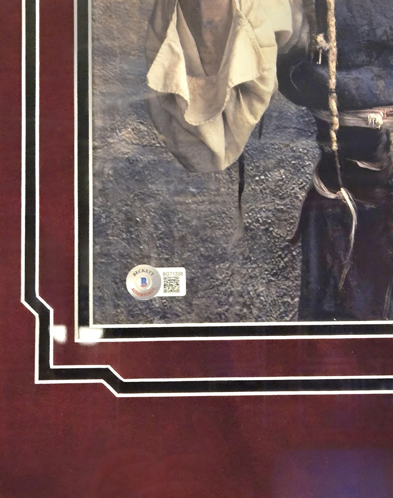 JOHNNY DEPP SIGNED 'PIRATES OF THE CARIBBEAN' 11X14 PHOTO, BECKETT BAS, FRAMED!, изображение 4