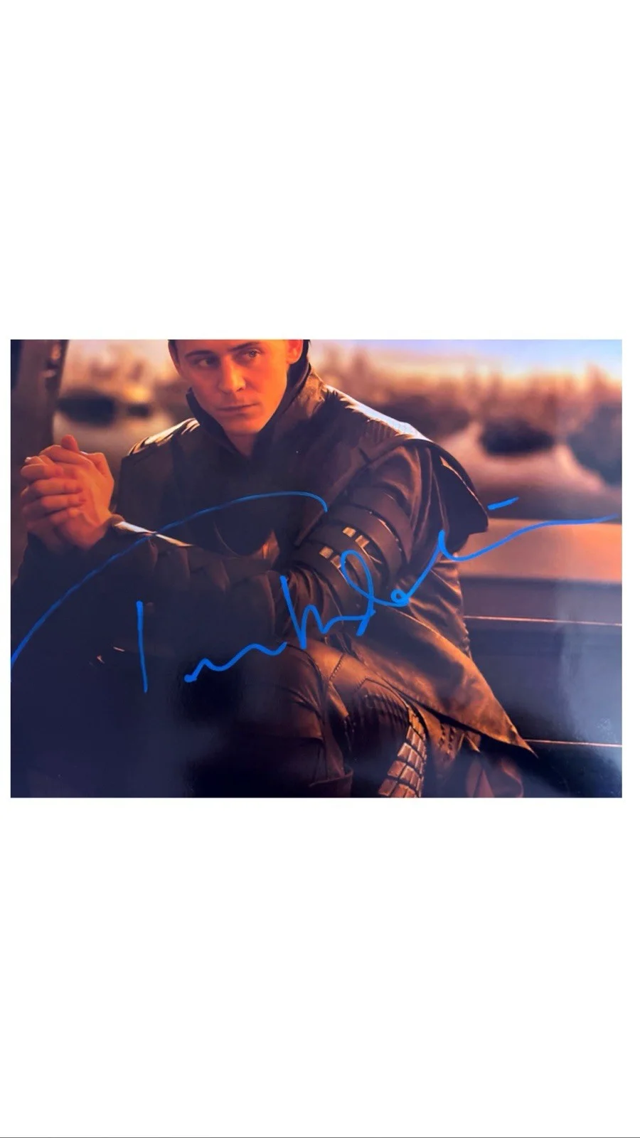 Tom Hiddleston Signed A Marvel Loki Poster 11x14 W/ Video Proof, image 4
