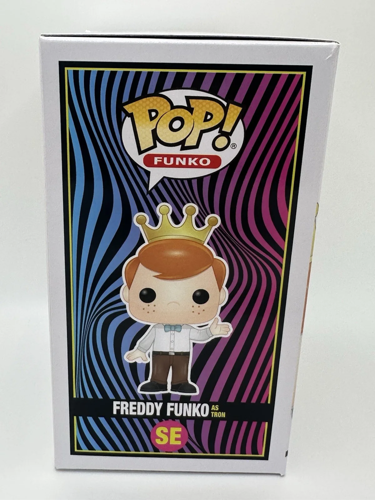 GARRETT HEDLUND SIGNED FREDDY FUNKO AS TRON FUNKO POP 4000 PCS LE JSA COA WS, image 5