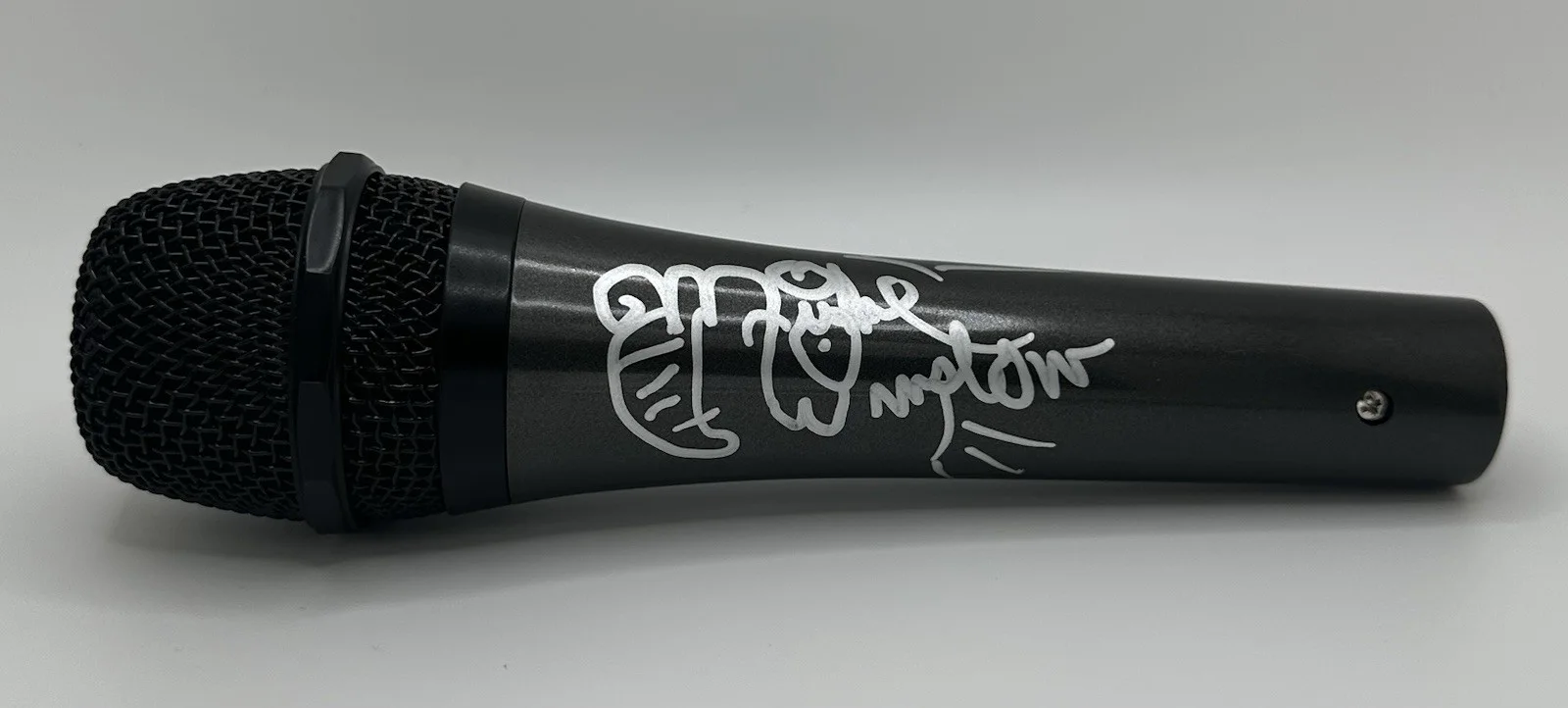 MICHAEL WINSLOW SIGNED MICROPHONE COMEDIAN VOCALIST JSA COA, image 2