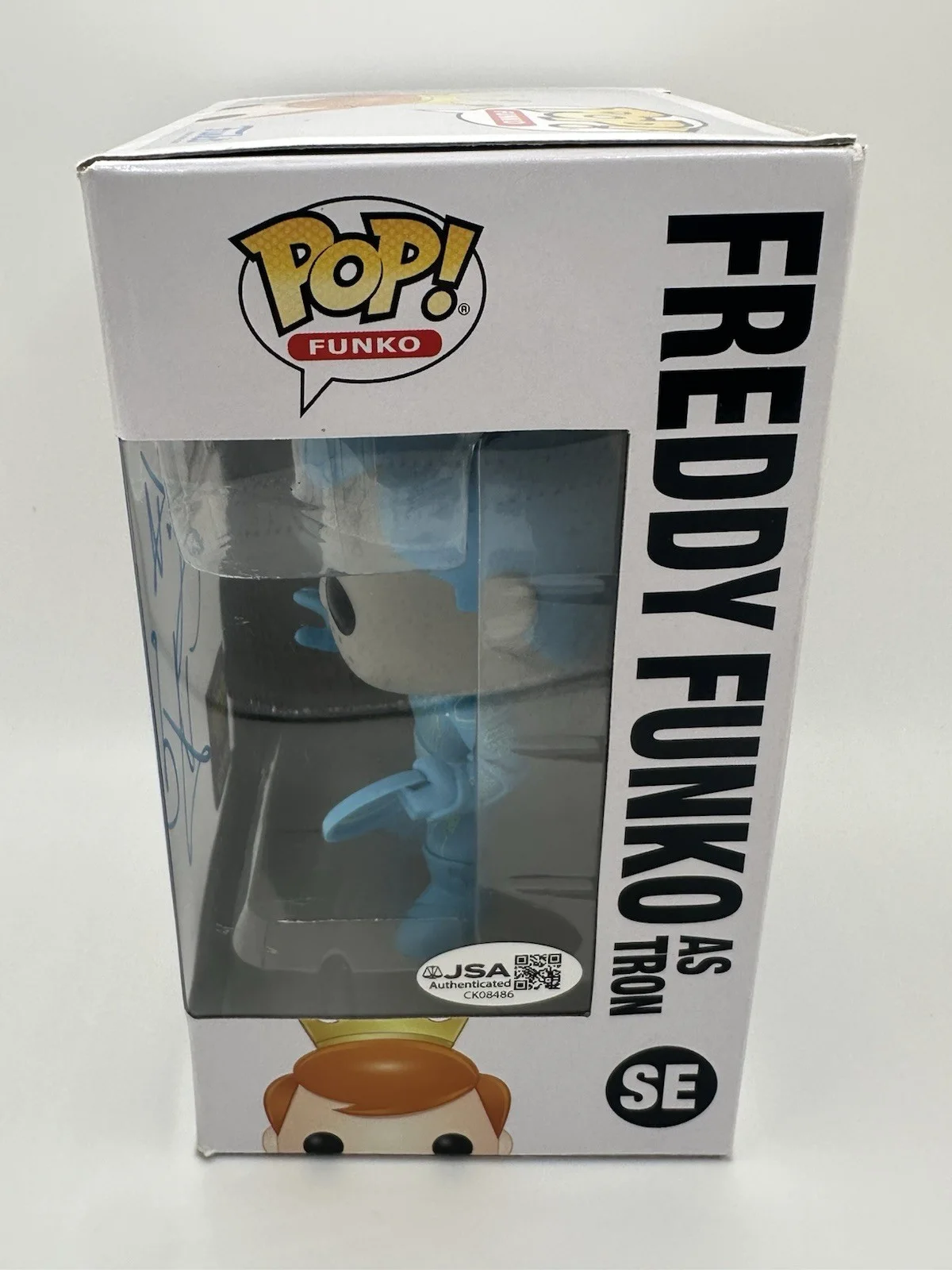 GARRETT HEDLUND SIGNED FREDDY FUNKO AS TRON FUNKO POP 4000 PCS LE JSA COA WS, изображение 3