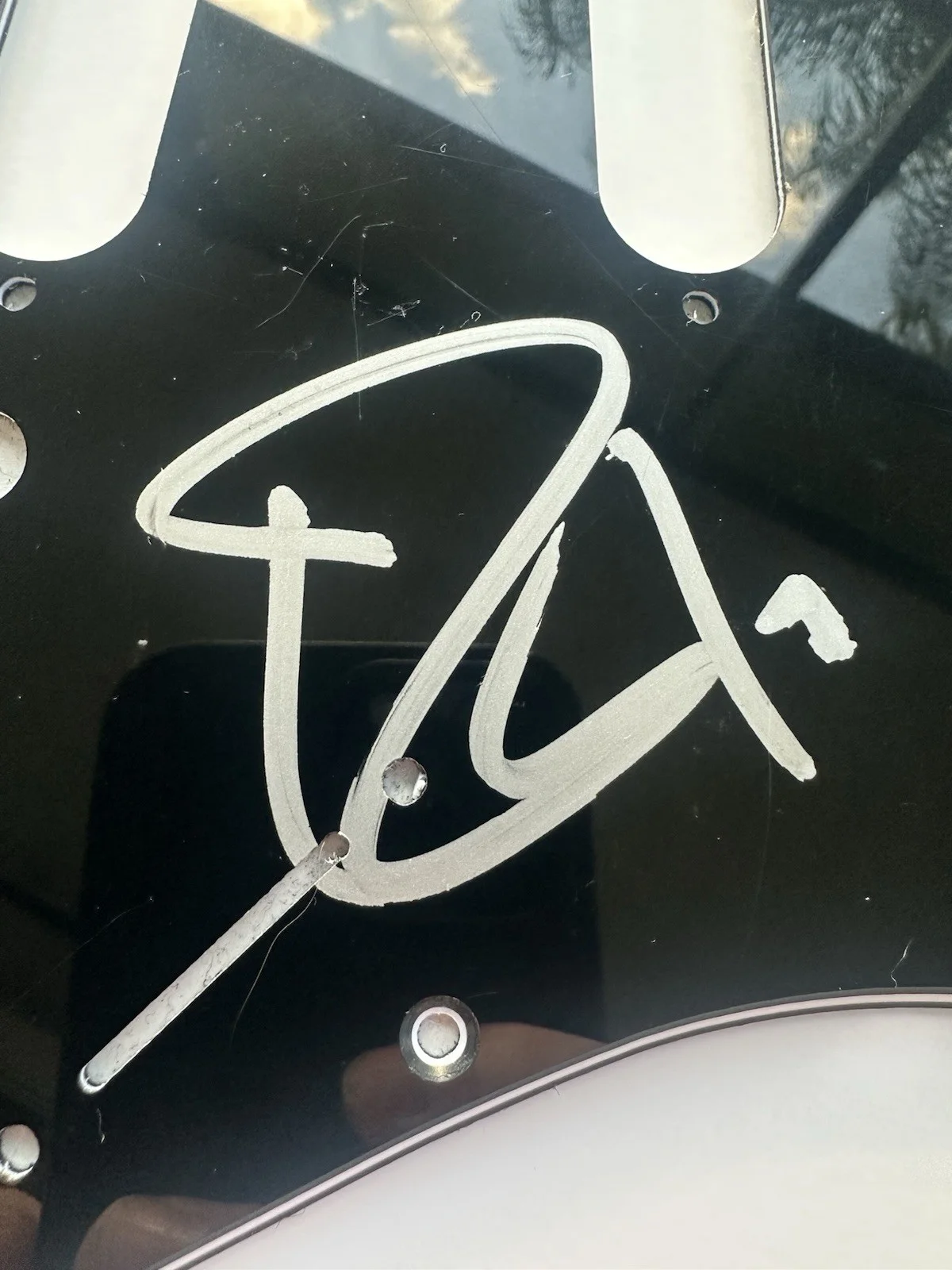 ROBIN ZANDER SIGNED FENDER STRATOCASTER GUITAR PICKGUARD CHEAP TRICK JSA COA, image 2