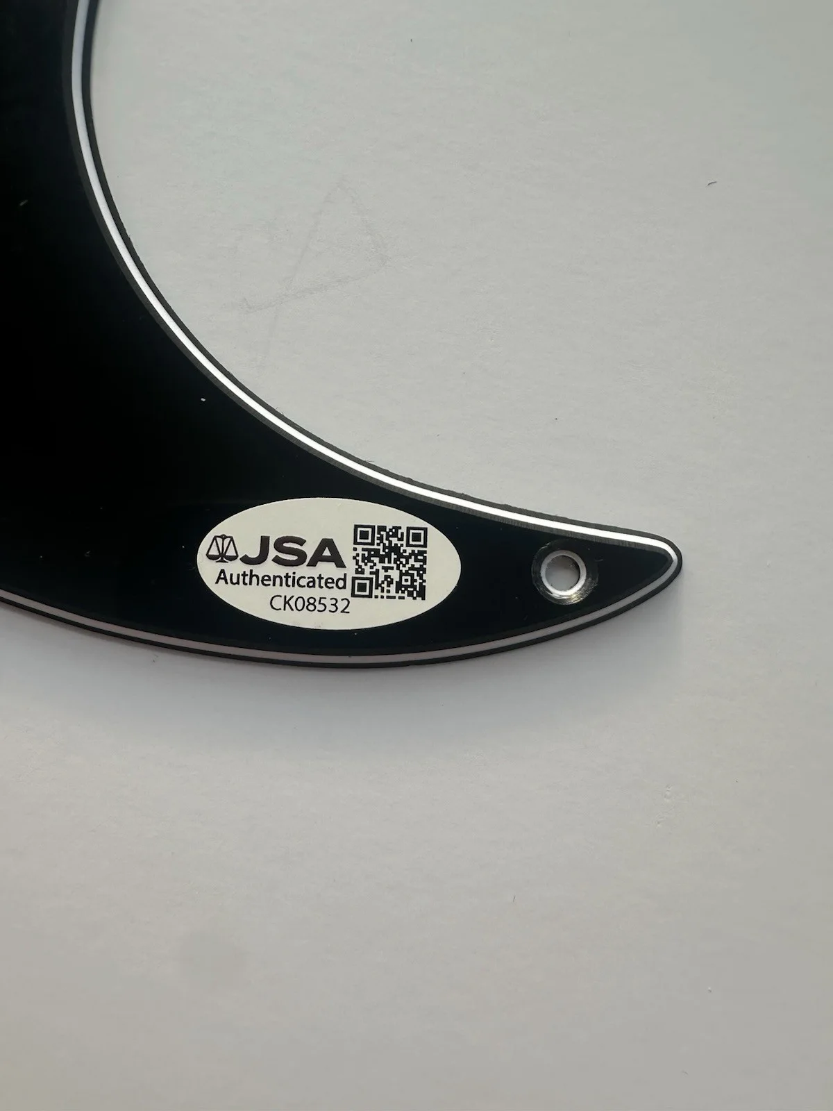 ROBIN ZANDER SIGNED FENDER STRATOCASTER GUITAR PICKGUARD CHEAP TRICK JSA COA, image 3