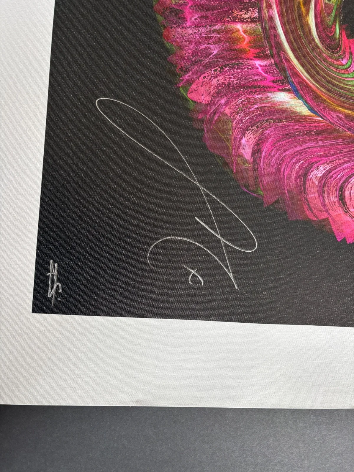 SABRINA CARPENTER SIGNED ESPRESSO 27X27 CANVAS SOUNDWAVES POSTER /70 SINGER BAS, изображение 2