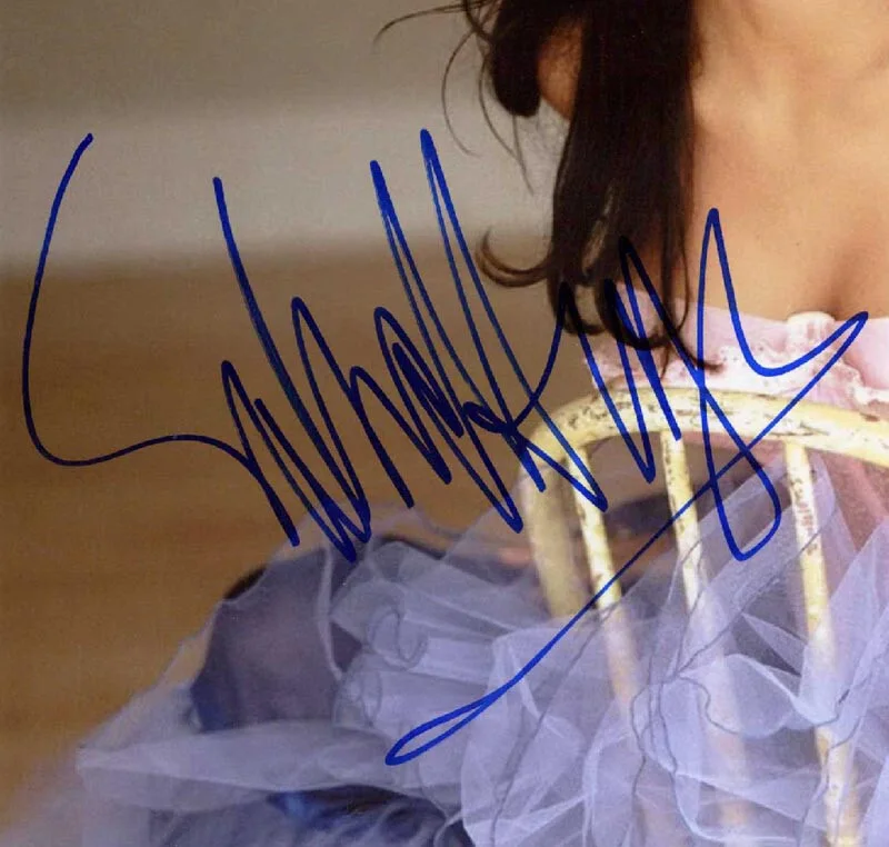 SALMA HAYEK SIGNED AUTOGRAPHED 11x14 PHOTO CELEBRATED ACTRESS SEXY BECKETT BAS, изображение 2