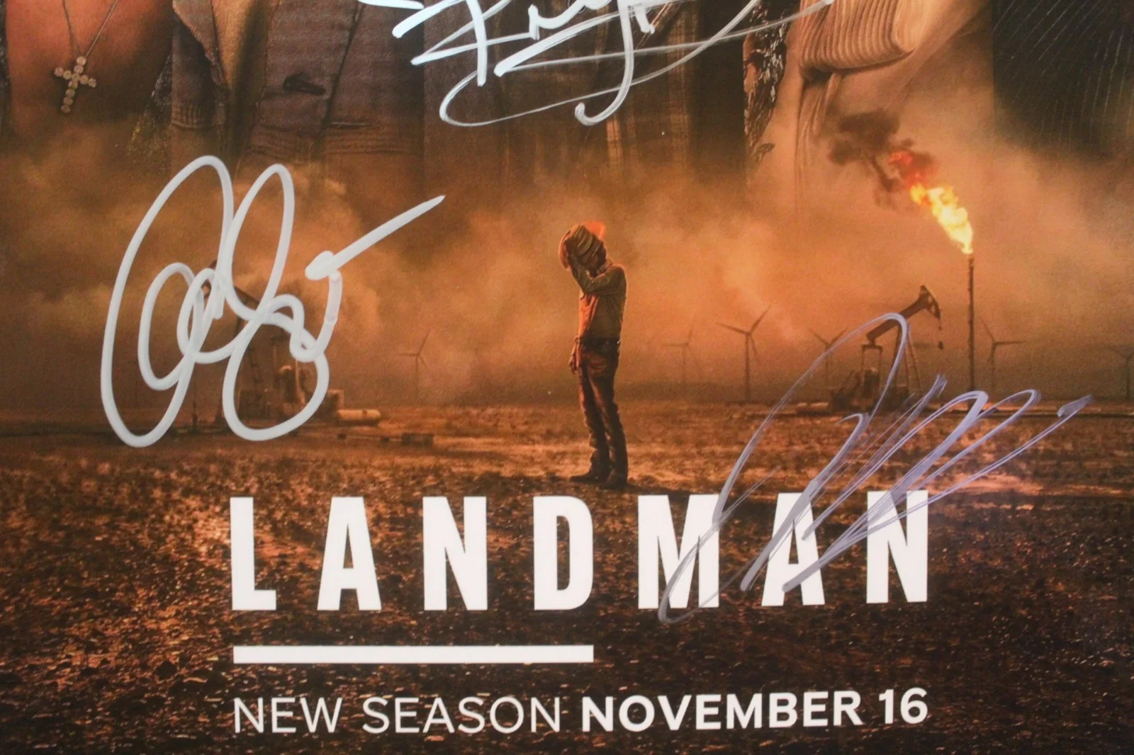 Billy Bob Thornton, Ali Larter, Andy Garcia, Jacob Lofland — 11x17 - Autographed Poster - LANDMAN - Billy Bob Thornton, Ali Larter + COA., изображение 3