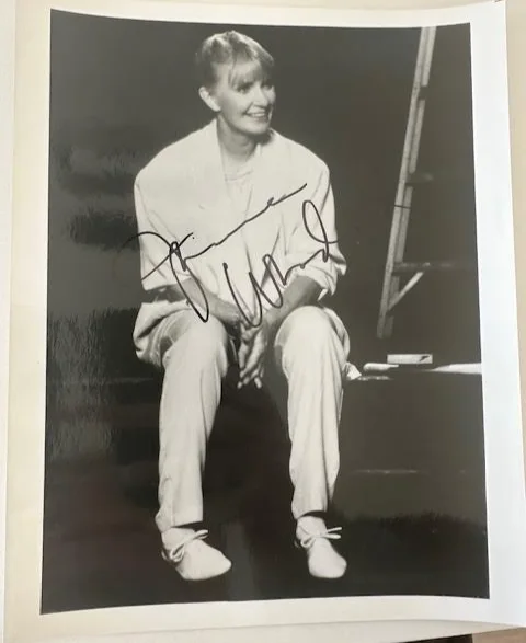 Joanne Woodward — Joanne Woodward Signed 8x10 Photograph Autograph COA