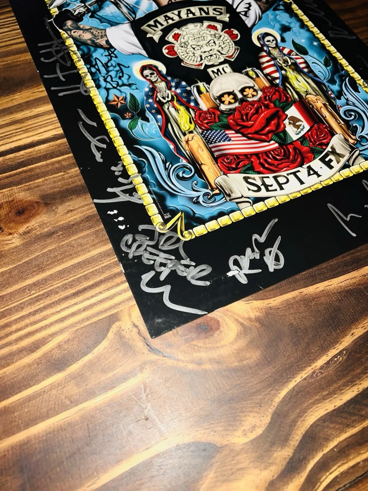 15 Cast Members — MAYANS MC Cast Signed By 15 SDCC 2018 Mini Poster Promo 11x17 Inch SOA, изображение 4