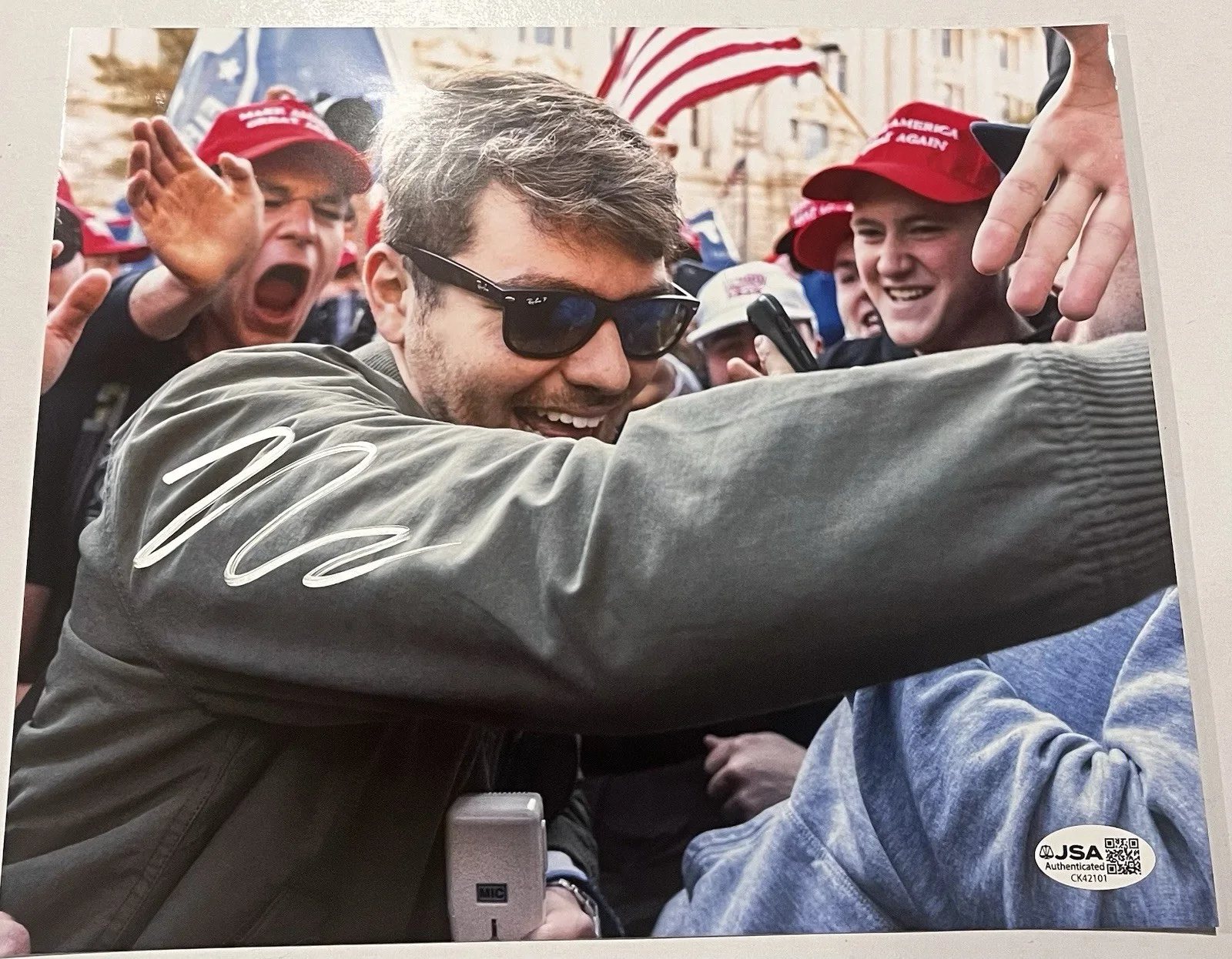 NICK FUENTES SIGNED 8X10 PHOTO MAGA AMERICA FIRST FAR-RIGHT STREAMER JSA COA, изображение 2