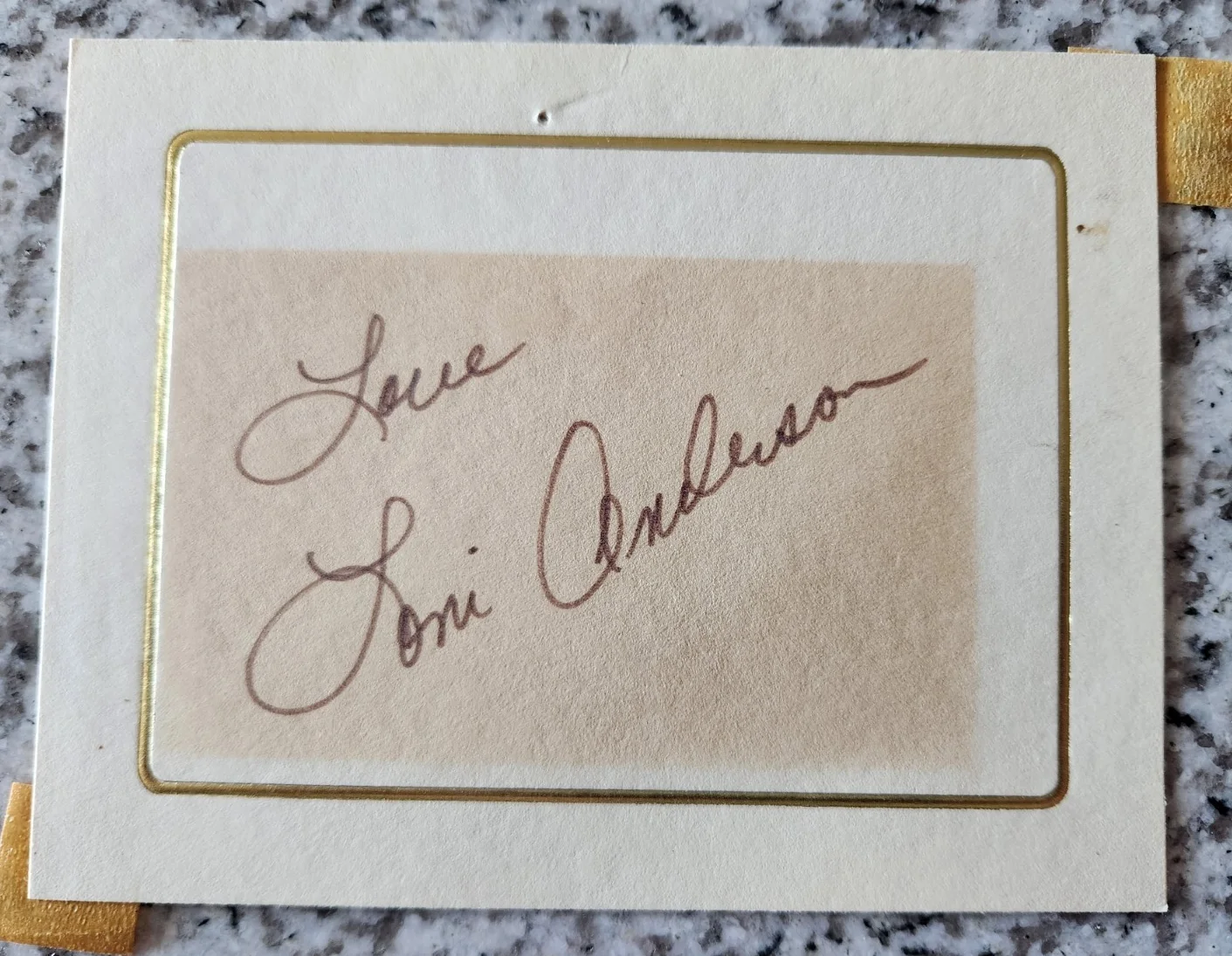 Loni Anderson — Loni Anderson Autographed 3X5 index Card. No COA WKRP in Cincinnati Stroker Ace