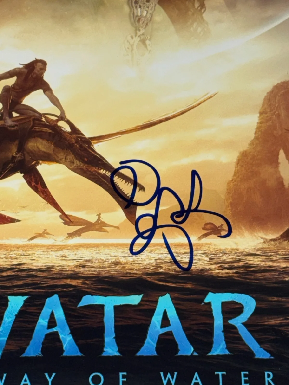 Zoe Saldana — Zoe Saldana Signed Autograph 12x18 Photo Avatar Way of the Water Poster Beckett, изображение 2