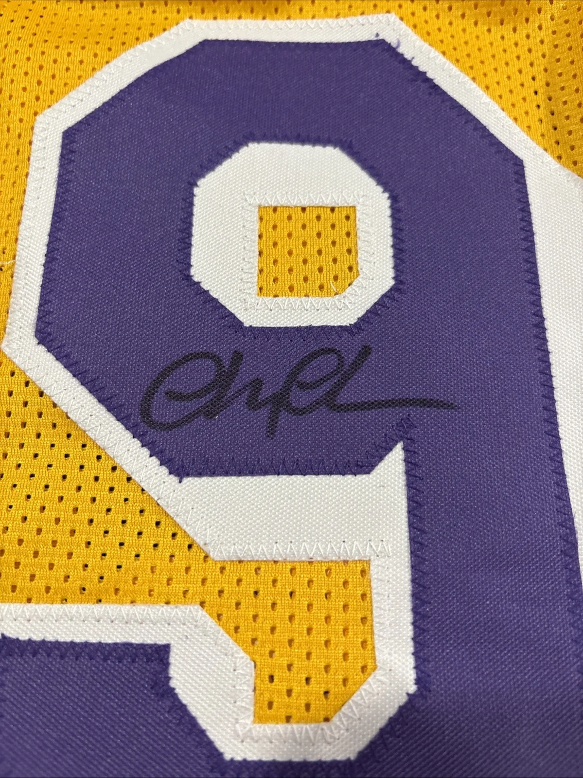 Chevy Chase — Chevy Chase Signed XL Custom Lakers Fletch Jersey -Fletch-JSA Hologram, изображение 4