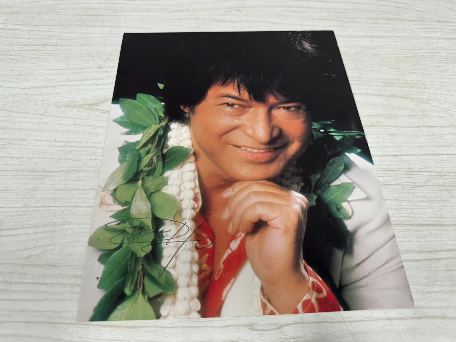 DON HO(Died-2007)(Pearly Shells/Tiny Bubbles)Signed 8 X 10 Glossy Color Photo, image 2