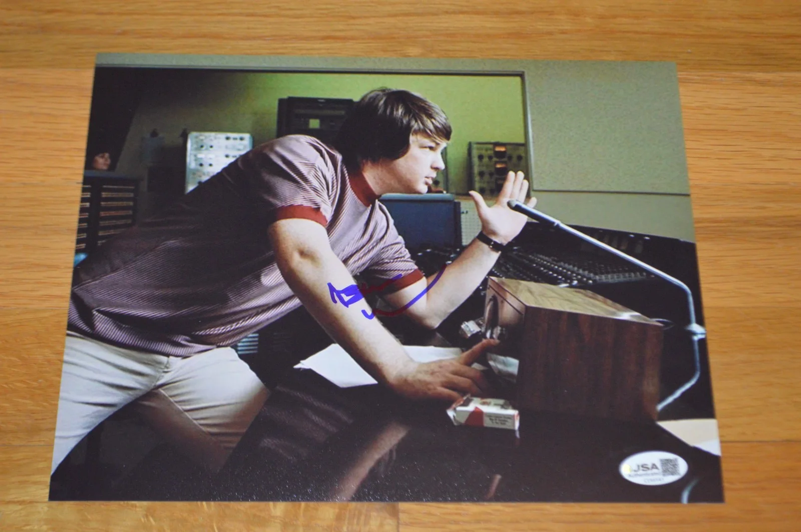 The Beach Boys Brian Wilson Autographed Color 8x10 Photo with JSA COA, image 5