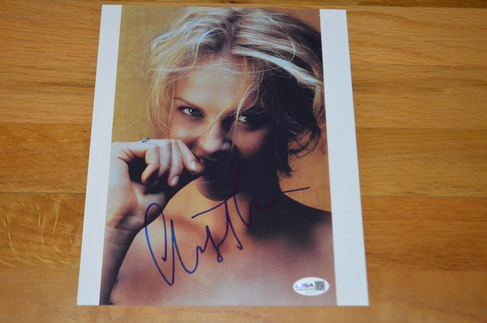 Charlize Theron — Charlize Theron Autographed Color 8x10 Photo with JSA COA, изображение 5