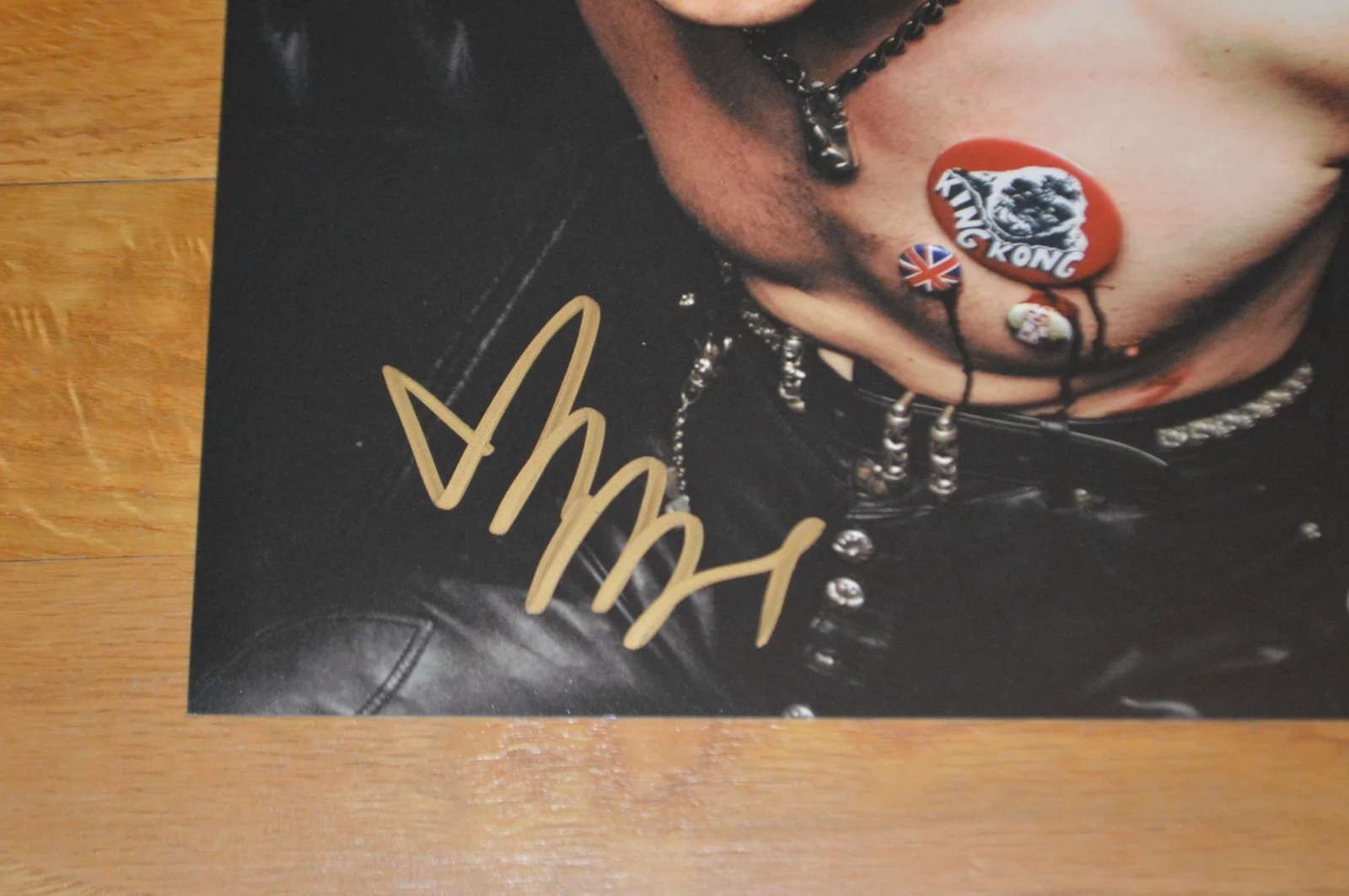 YUNGBLUD Autographed 8x10 Color Photo with JSA COA, image 3